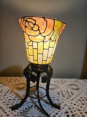 Stained Glass Rose Table Lamp Cast Iron Tripod Base Art Nouveau Accent Light